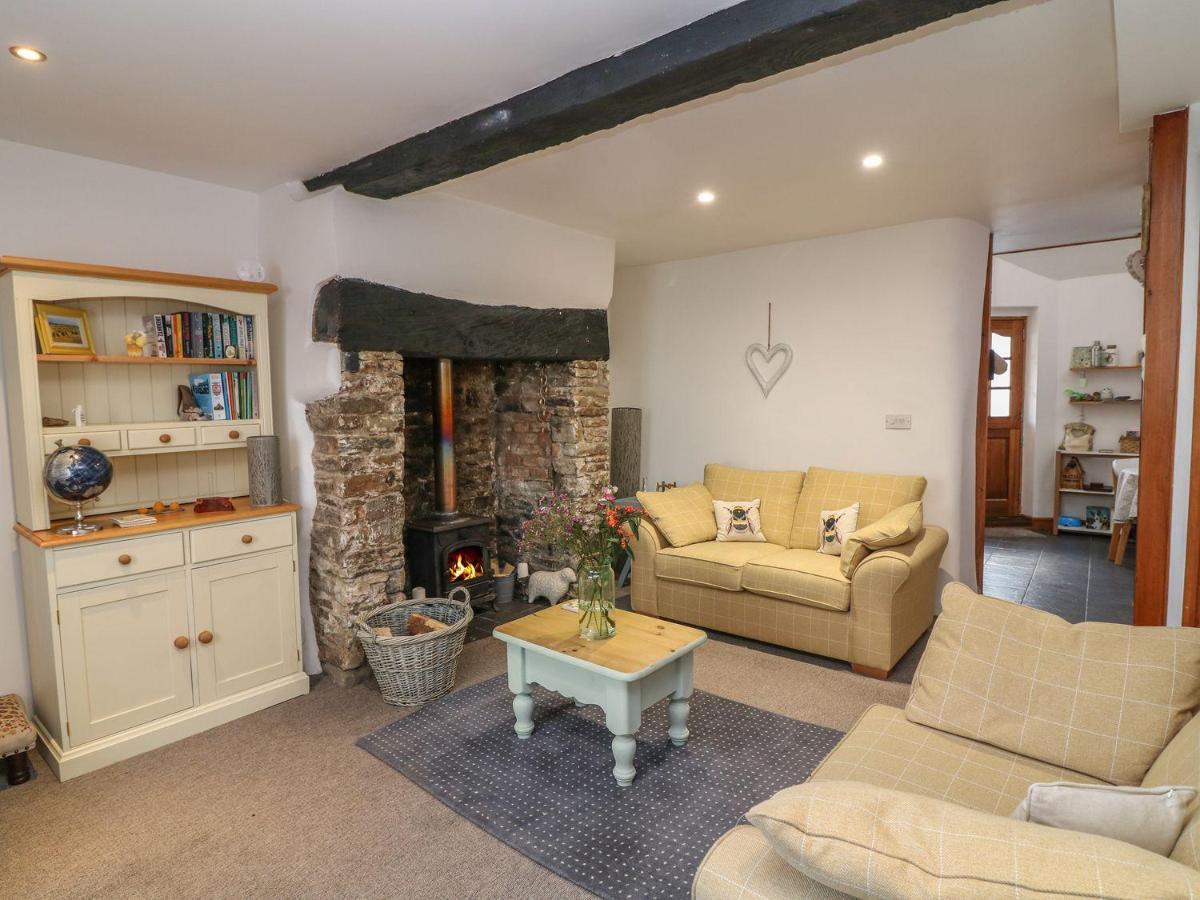 Higher Primrose Cottage Winkleigh Exterior photo